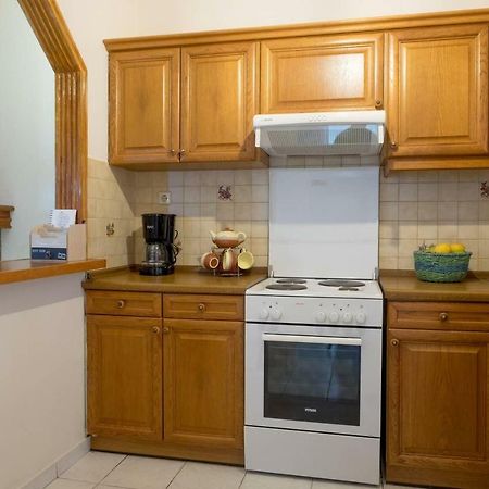 Appartement Théa à Istron Extérieur photo
