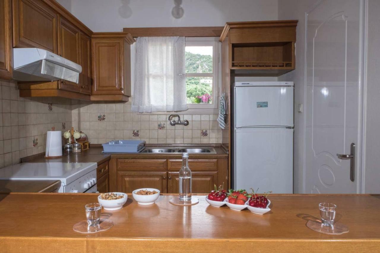 Appartement Théa à Istron Extérieur photo